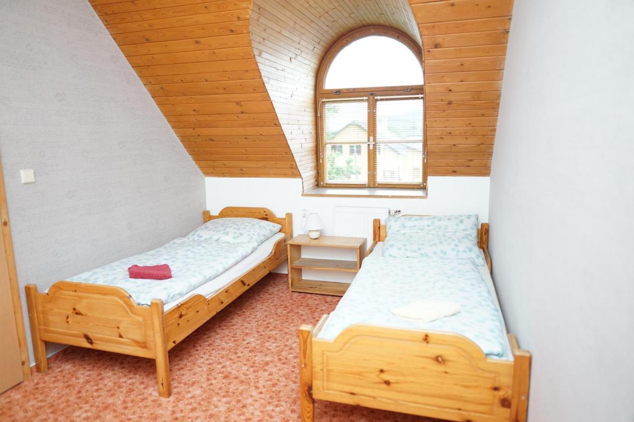 Penzion Terasa, Bed & Breakfast Велке Лосіни Екстер'єр фото